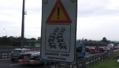 zM2PEpwuslA
