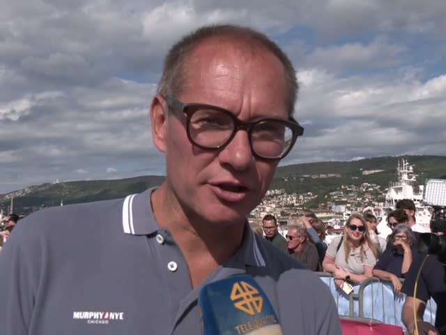_YlsYUfcxrA